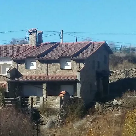 La Puente 9 De Gredos Villa Hoyos del Espino Exterior photo